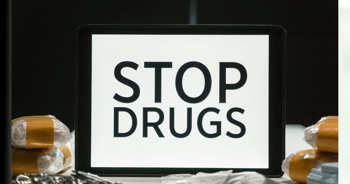 45 Kata-Kata Poster Anti Narkoba, Menarik dan Penuh Nasihat Bijak
