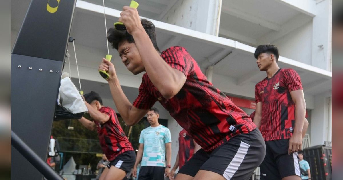 FOTO: Wajah-Wajah Pantang Menyerah Timnas Indonesia U-20 Saat Digembleng dengan Latihan Fisik Berat ala Marinir AS