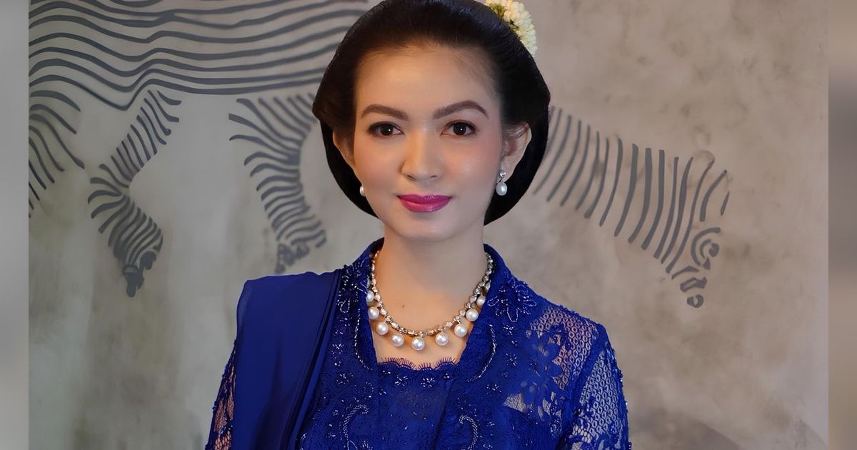 Selvi Istri Wapres Terpilih Gibran Tak Segan Sendoki Tamunya, Ada Istri Menteri Satu Meja Makan