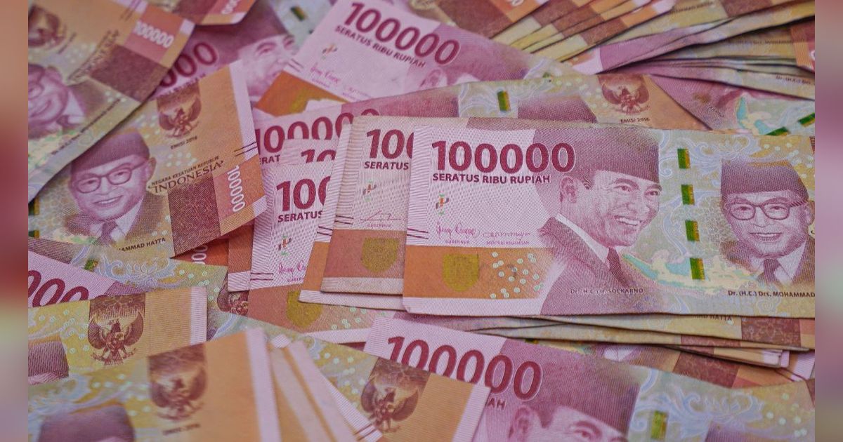 Nilai Tukar Rupiah Menguat Kamis Pagi, Kini di Bawah Rp16.000