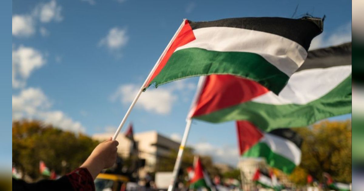 Ditanya Kenapa Tuhan Tak Menolong Gaza Palestina dari Kekejaman Israel, Jawaban Pemuda ini Sungguh Luar Biasa
