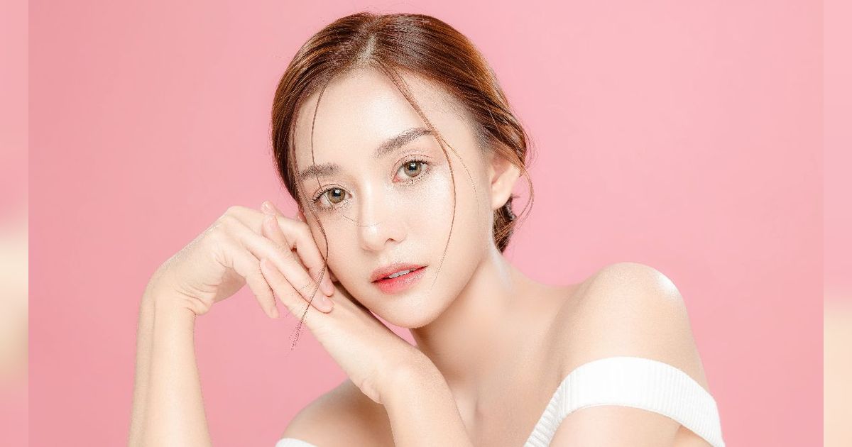 Coba 3 Tips Biar Hasil Warna Ombre Lips Terlihat Cetar