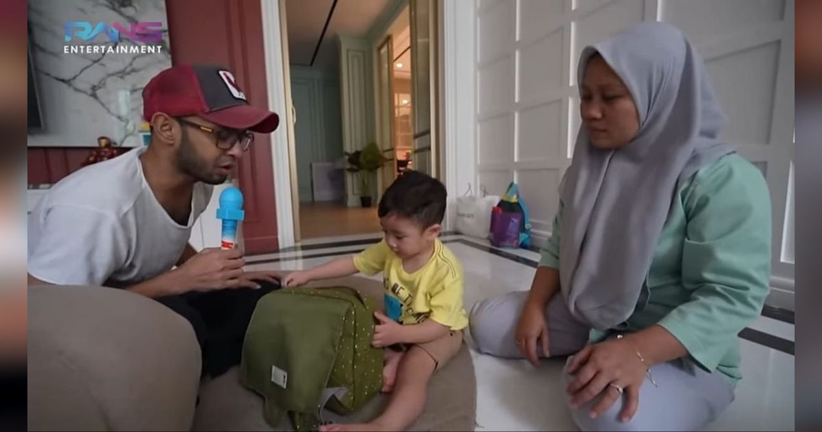 Bongkar Isi Tas Sekolah Rayyanza, Sus Rini 'Ini Spidermannya Gizi Buruk, Tuh Kasihan'