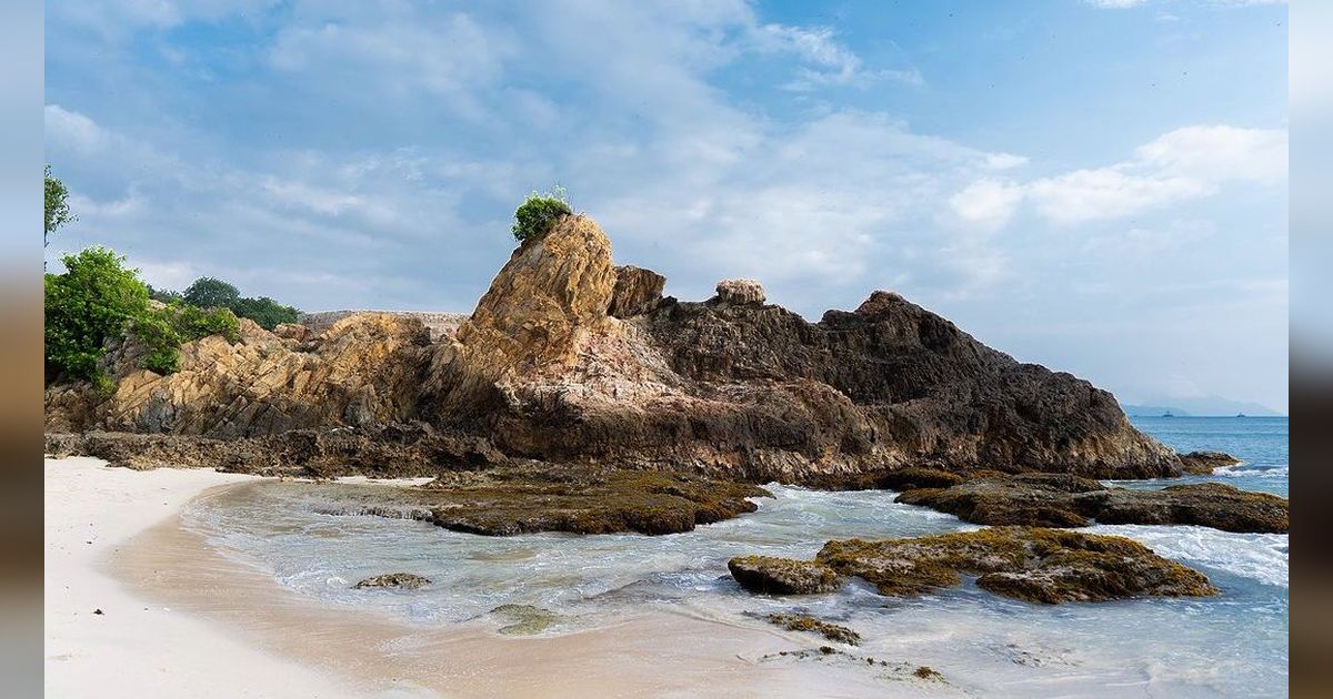 Pesona Pantai Marina di Lampung Selatan, Cocok Jadi Tempat Habiskan Waktu di Akhir Pekan