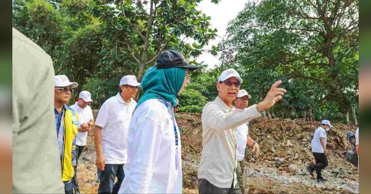 Lanjutkan Normalisasi Ciliwung, Heru Budi Pastikan Pembebasan Lahan Telah Penuhi Hak Warga