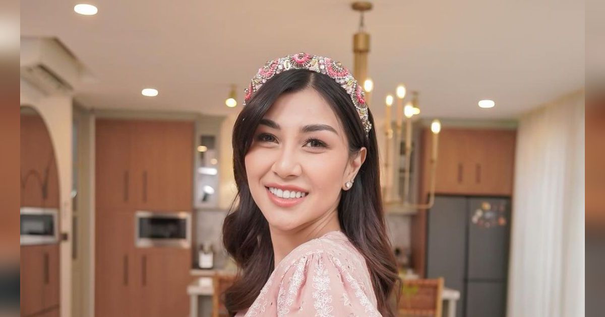 Liburan ke Korea Selatan, Wajah Nisya Adik Raffi Ahmad Bikin Gagal Fokus