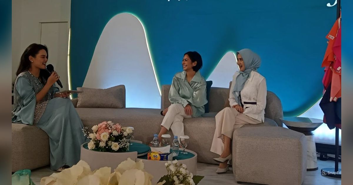 Caca Tengker Bagikan Tips Tampil Percaya Diri dengan Personal Color