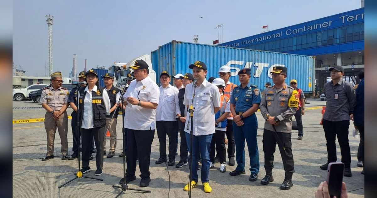 Penjelasan Sri Mulyani soal Pelepasan Hampir 30.000 Kontainer Tertahan di Pelabuhan Tanjung Priok dan Tanjung Perak