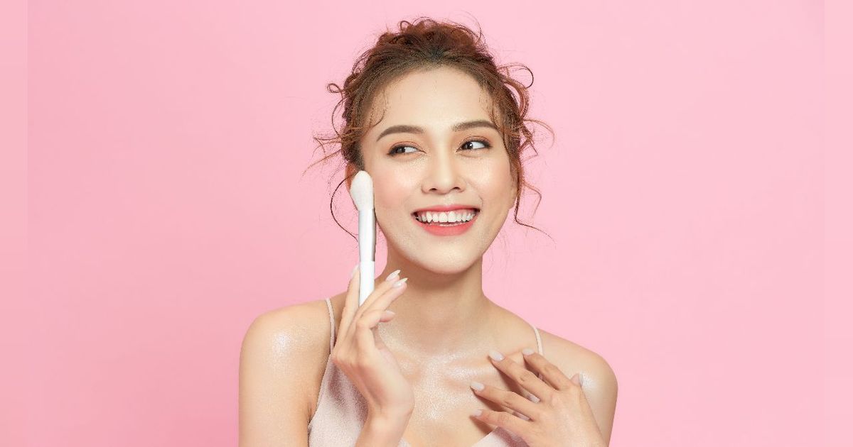 4 Tips Basic Pakai Blush On Biar Wajah Tampak Lebih Fresh