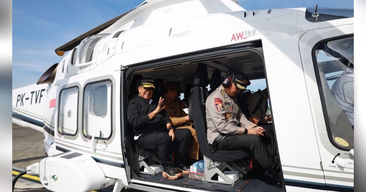 Pj Gubernur Kaltim Kunjungi Korban Banjir Mahulu, Siapkan Pangan dan Listrik