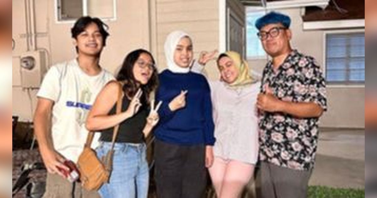 Makin Romantis, ini Potret Uya Kuya dan Astrid saat Rayakan Anniversary ke-21 di Amerika Serikat