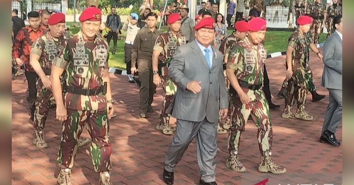 VIDEO: Reaksi Mengejutkan Prabowo saat Istri Eks Panglima TNI Salaman Mau Cium Tangan