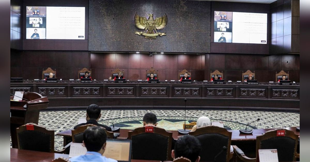 Ketua MK Tegur Ketua KPU yang Izin Tinggalkan Sidang: Nanti ke Sini Malam, Sudah Bubar