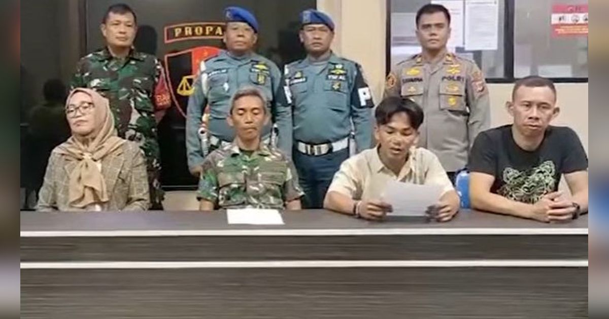 VIDEO: Kopral TNI AL Hajar Sopir Gran Max Pikap di Jalan, Korban Minta Maaf Video Pemukulan Viral