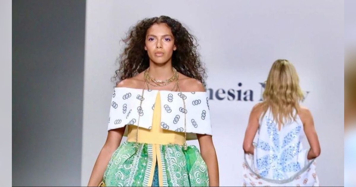 Pesona Batik Coreta Louise Indonesia Warnai Panggung Gala di Washington DC