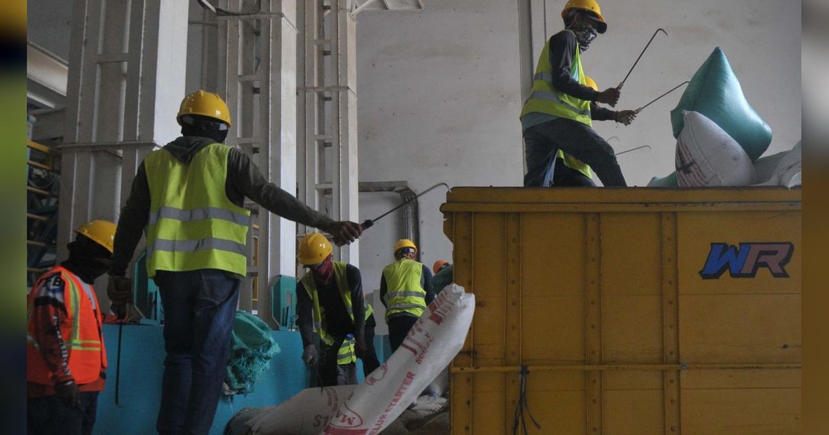 FOTO: Bulog Serap Cadangan Beras hingga 1.85 Juta Ton, Tertinggi Sejak Januari 2020