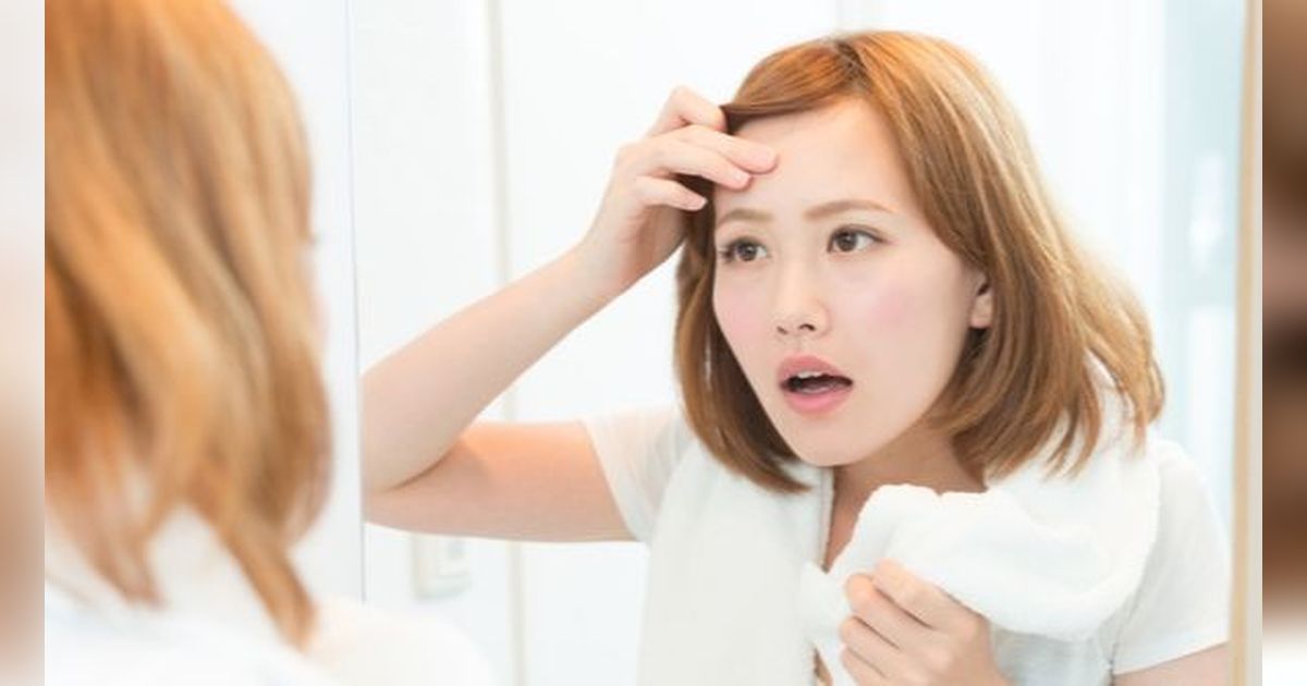 Wardah UV Shield Acne Calming Sunscreen Moisturizer: Solusi Tepat untuk Melindungi dan Menenangkan Kulit Berjerawat