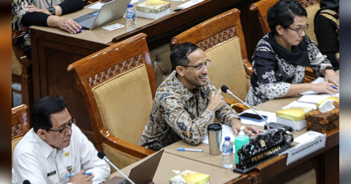 Nadiem Pastikan Kenaikan UKT Rasional: Yang Tidak Masuk Akal, Kami Hentikan