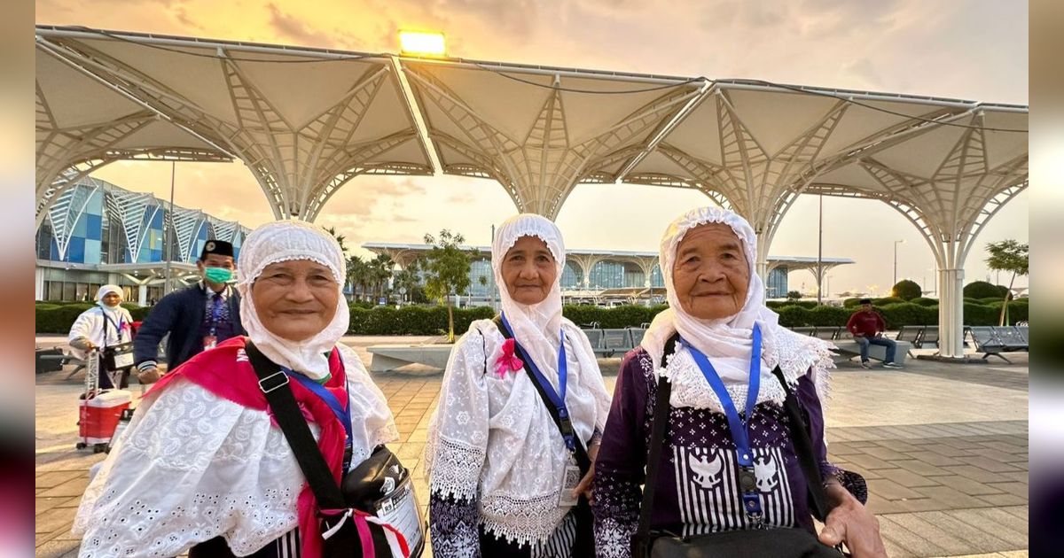 Sama-Sama Bernama Siti dan Usia 70 Tahunan, 3 Lansia Ini Bukti Bestie hingga Tanah Suci