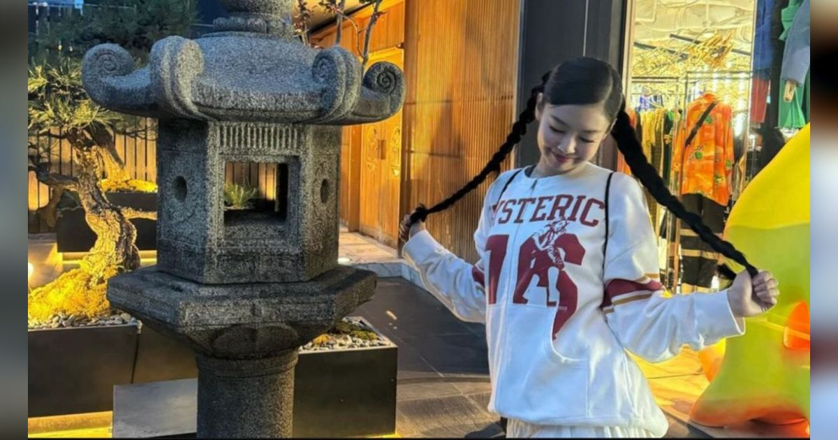 6 Potret Outfit Unik  Jennie BLACKPINK Saat Keliling Tokyo
