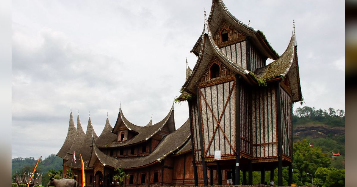 Berkunjung ke Kampung Sarugo, Melihat Langsung Budaya Minangkabau Melalui Rumah Gadang