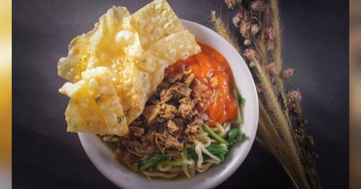 6 Resep Mie Ayam ala Abang-abang dengan Minyak Bawang yang Nikmat, Gurih dan Menggugah Selera