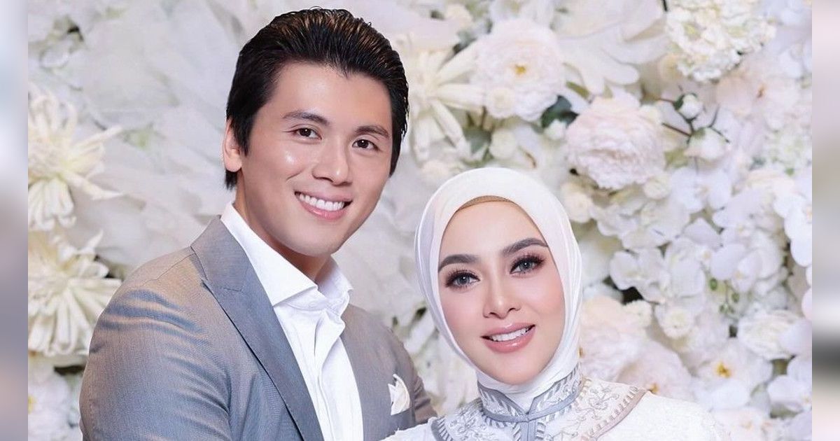 Syahrini Umumkan Kehamilan di Usia Kandungan Tujuh Bulan