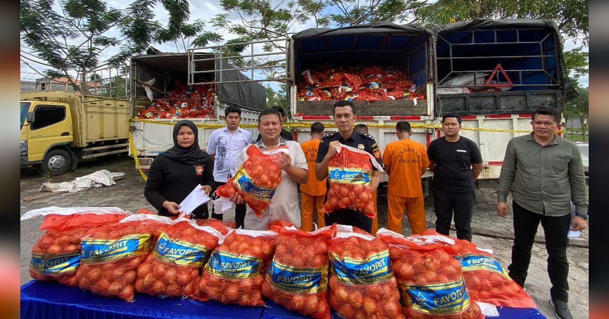 Polisi Gagalkan Penyelundupan 21 Ton Bawang Bombai Asal Malaysia