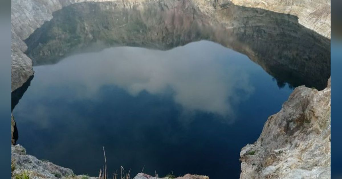 Air Danau Kelimutu di Ende NTT Berubah Warga, Badan Geologi Ungkap Penyebabnya