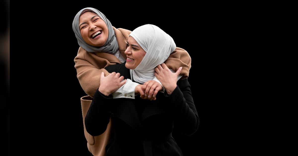 Doa saat Melihat Orang Lain Bahagia, dan Tips Terhindar dari Rasa Iri yang Gerogoti Hati