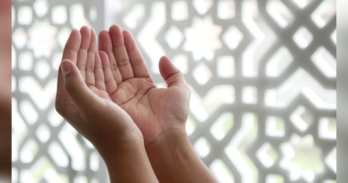 Kekuatan Doa Orang Tersakiti Langsung Tembus Langit, Inilah 6 Amalan yang Bisa Dibaca dan Insya Allah Tidak Tertolak