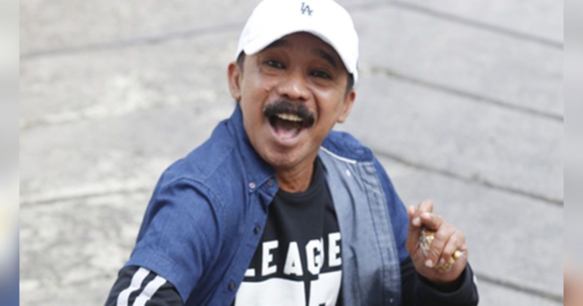 Dulu Jadi Kuli Bangunan Bergaji Rp 15 Ribu, Kini Opie Kumis Punya 4 Istri, Penampakan Rumahnya Bikin Syok