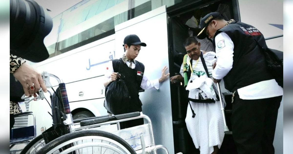 Tiba di Mekah, Jemaah Haji Diminta Perhatikan Hal Ini Saat Hendak Umroh Wajib, Petugas Siapkan Fasilitas Lansia