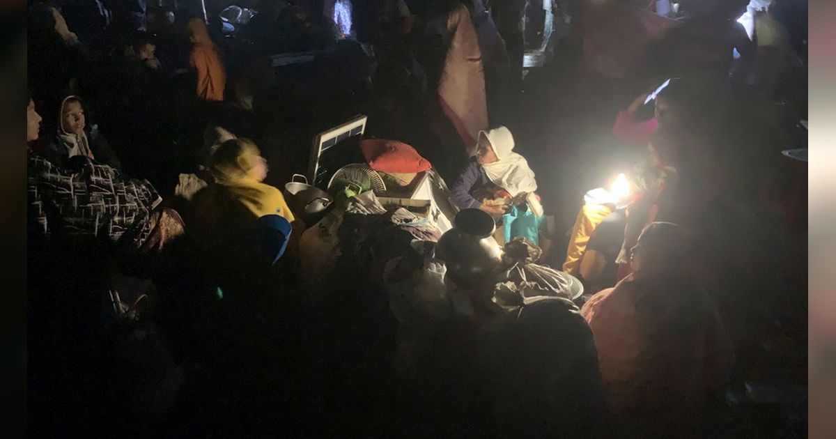 Ditolak Warga Kwala Langkat, 51 Etnis Rohingya Dipindahkan dari Tenda Darurat