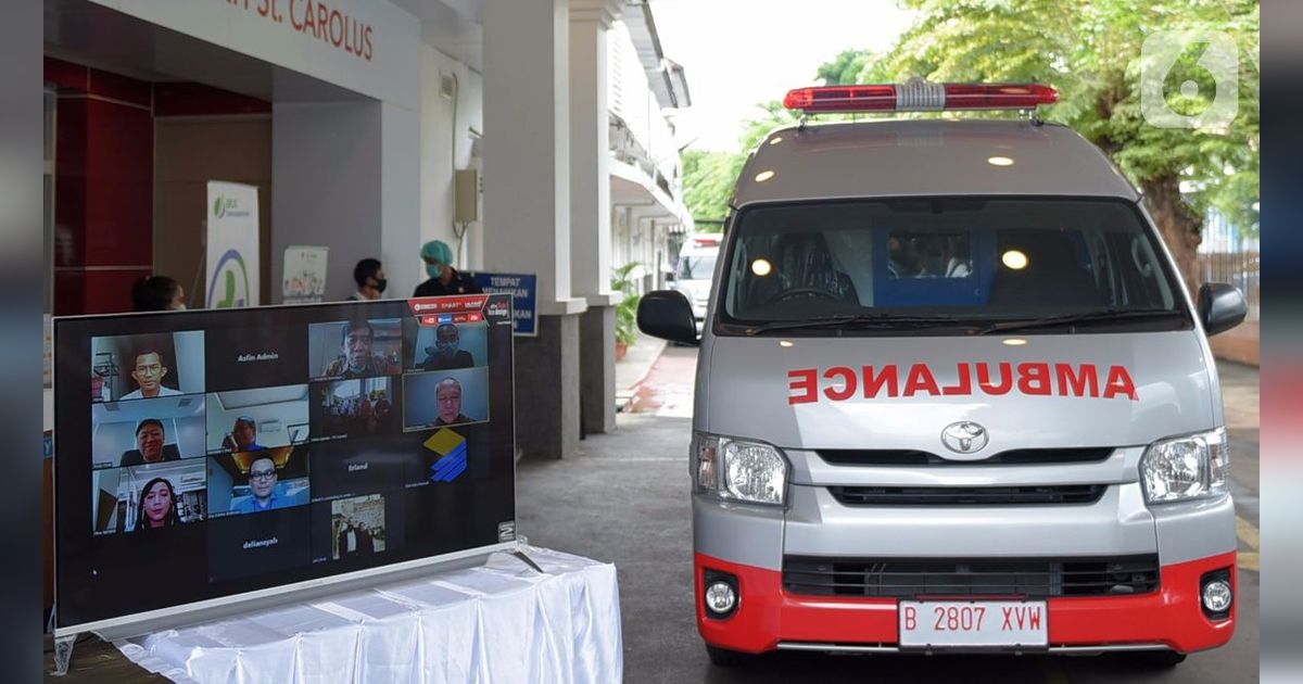 Rupanya, Inilah Alasan Mengapa Tulisan Ambulance Dibuat Terbalik.