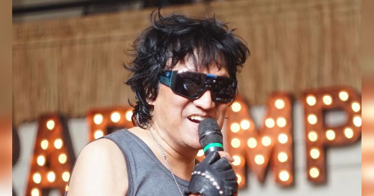 Viral Video Rocker Senior Ikang Fawzi Berlatih Sabar Antre 6 Jam di BPJS Kesehatan Tangsel