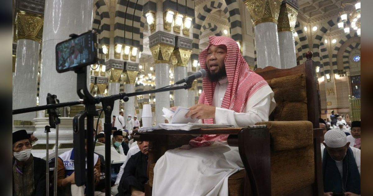 Mengenal Sosok Ariful Bahri, Satu-satunya WNI Pengisi Kajian di Masjid Nabawi