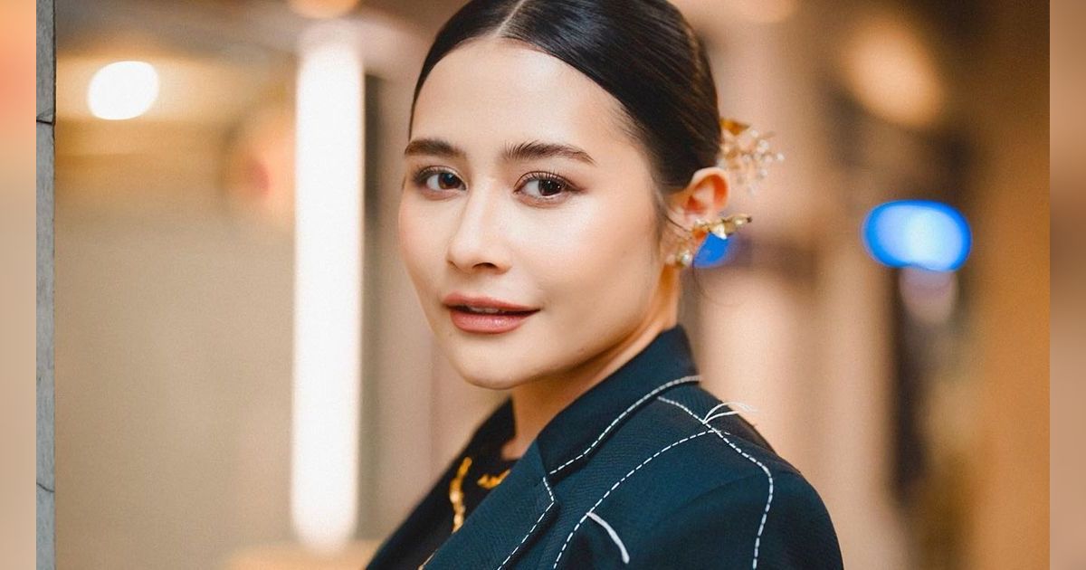 Berat Badan Turun 8 Kg, Potret Terbaru Prilly Latuconsina Ini Manglingi Banget