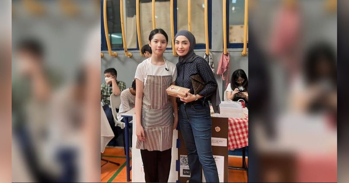 Calon Pebisnis! Potret Cantik Aqila Anak Sambung Zaskia Gotik, Kini Sudah Beranjak Remaja