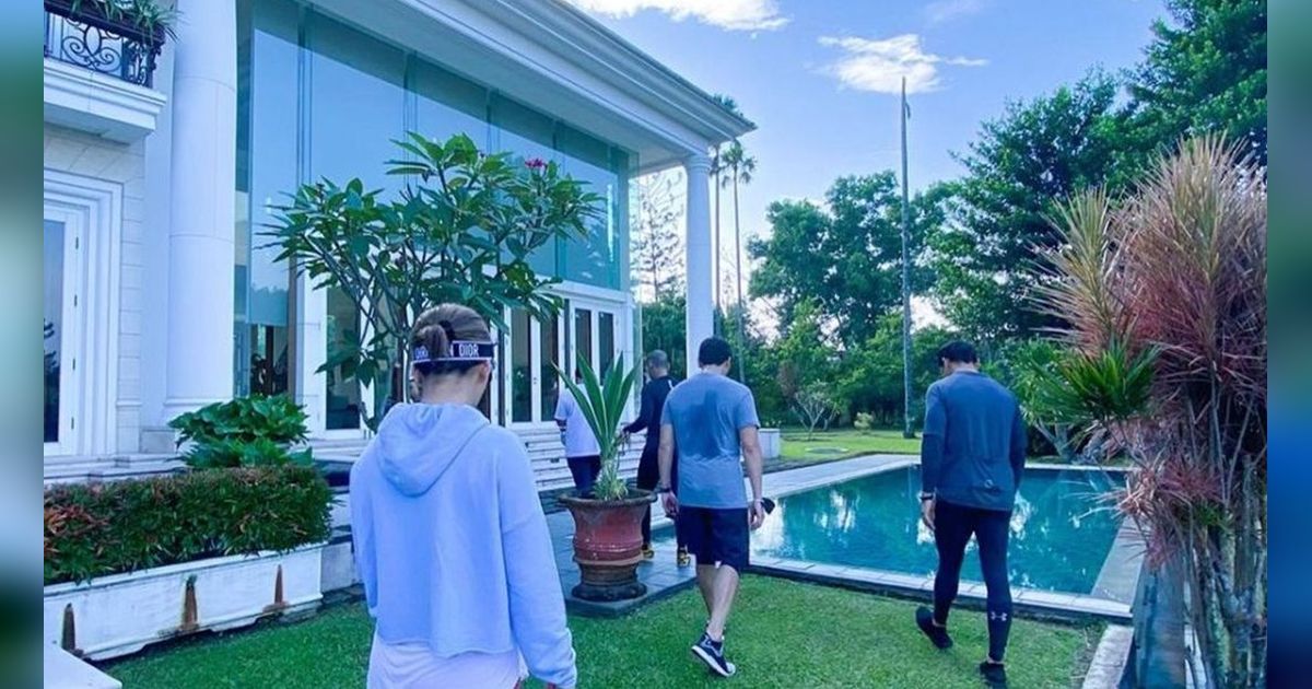 Bakal Diwarisi Anak Syahrini, 10 Potret Mewahnya Rumah Reino Barack, Bak Istana di Negeri Awan!