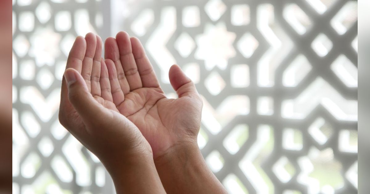 4 Doa Suami Istri agar Dijauhkan dari Hal Buruk, Penting Diamalkan dalam Kehidupan Sehari-hari