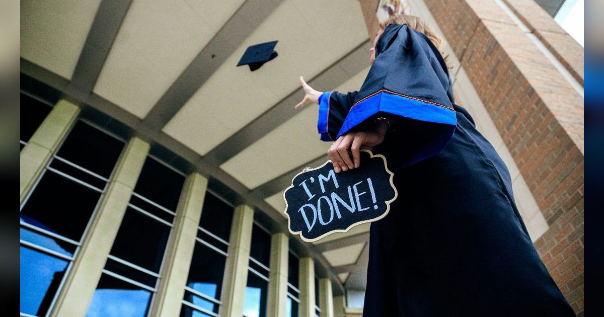 70 Kata-Kata Lucu untuk Banner Wisuda yang Simpel dan Bijak, Jadi Kenangan Gak Bakal Terlupakan