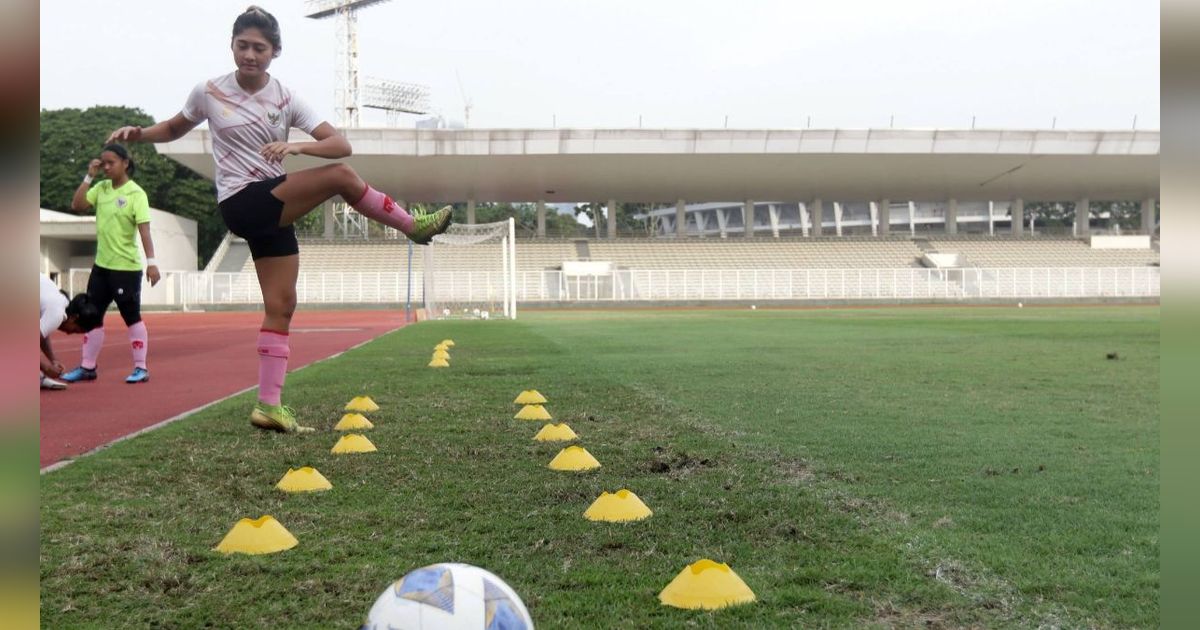 ⁠Aksi Sangar Claudia Scheunemann, Pemain Timnas Putri Berdarah Jerman Enggak Ada Takutnya di Lapangan