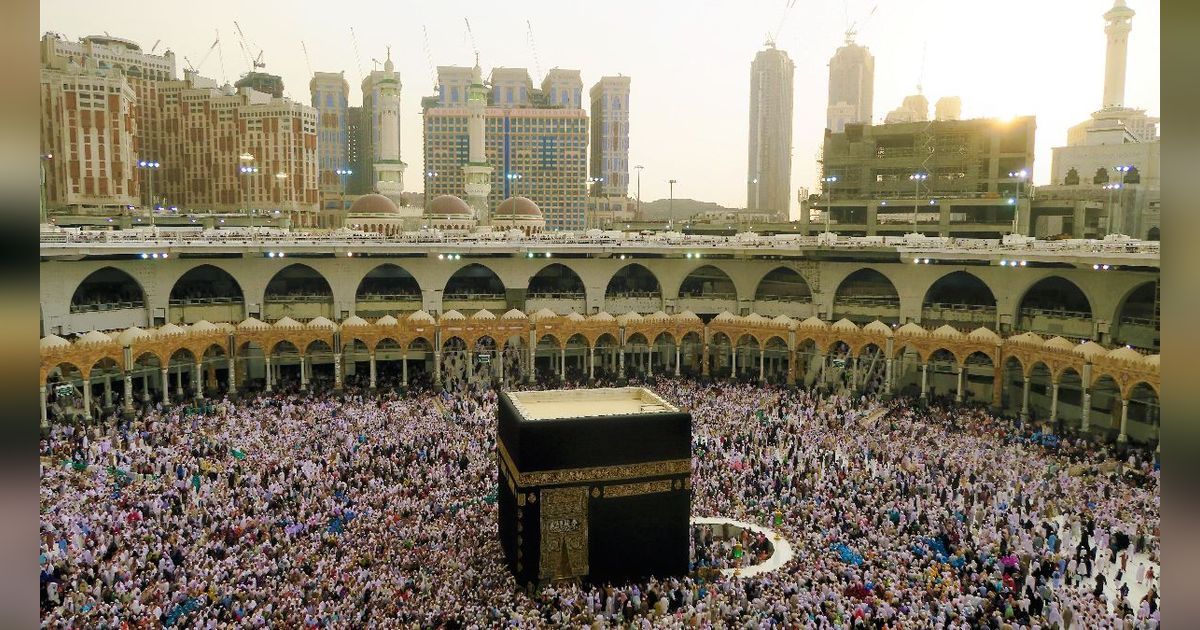 Doa Walimatus Safar Umroh Lengkap Arab Latin dan Artinya