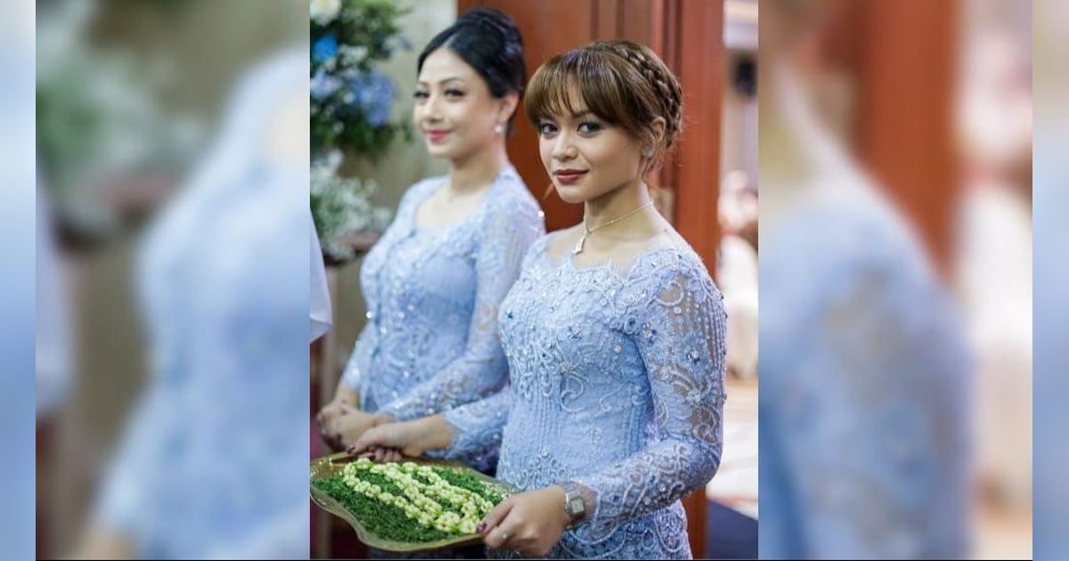 Tampil Berkebaya, ini Potret Cantik Amel Carla di Pernikahan Sang Kakak