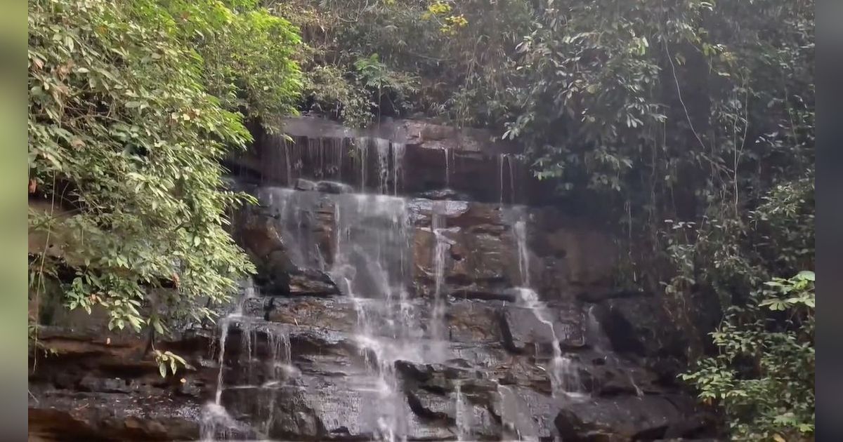 Menengok Keindahan Curug Country Bogor, Dipercaya Jadi Tempat Mendatangkan Jodoh