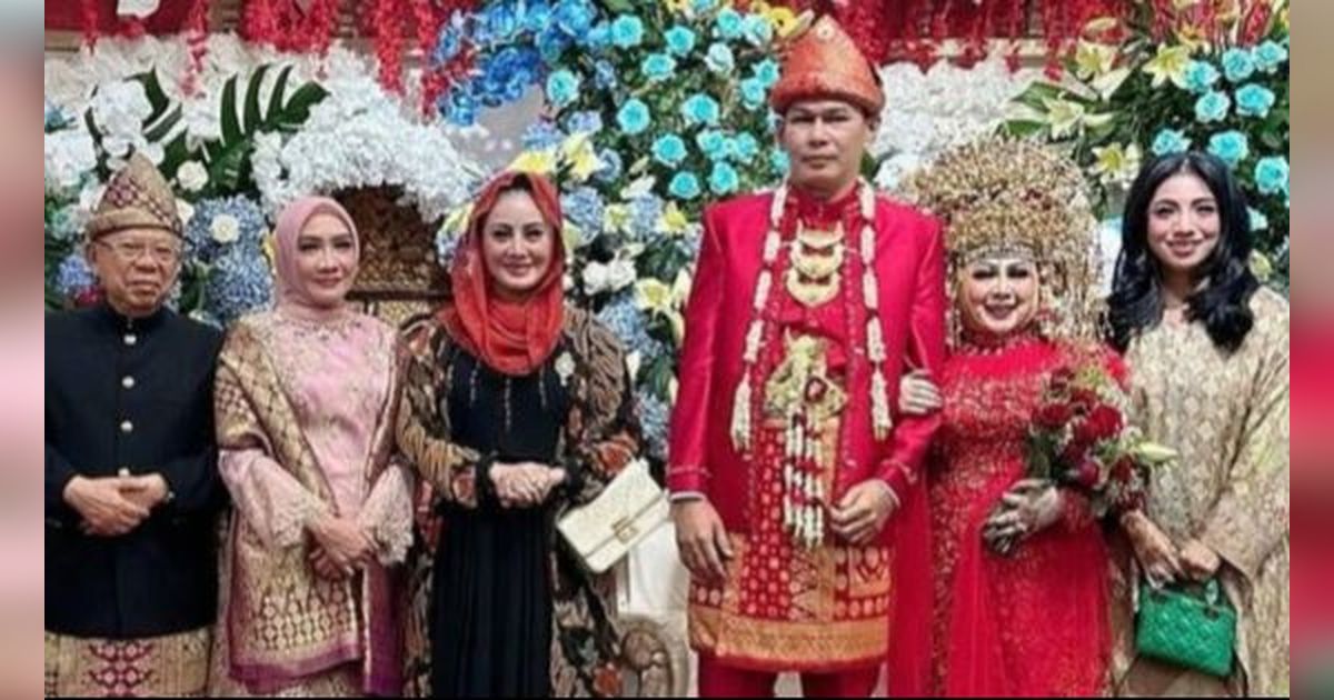 Intip Potret Pernikahan Siti Mamduhah, Putri Wakil Presiden Ma'ruf Amin dengan Siger Sunda Bikin Pangling