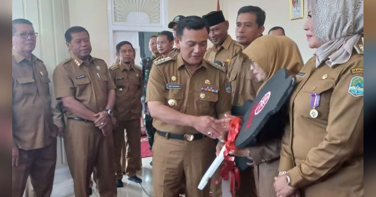 UU Desa Baru: Kades Dapat Uang Pensiun dan Tunjangan BPJS