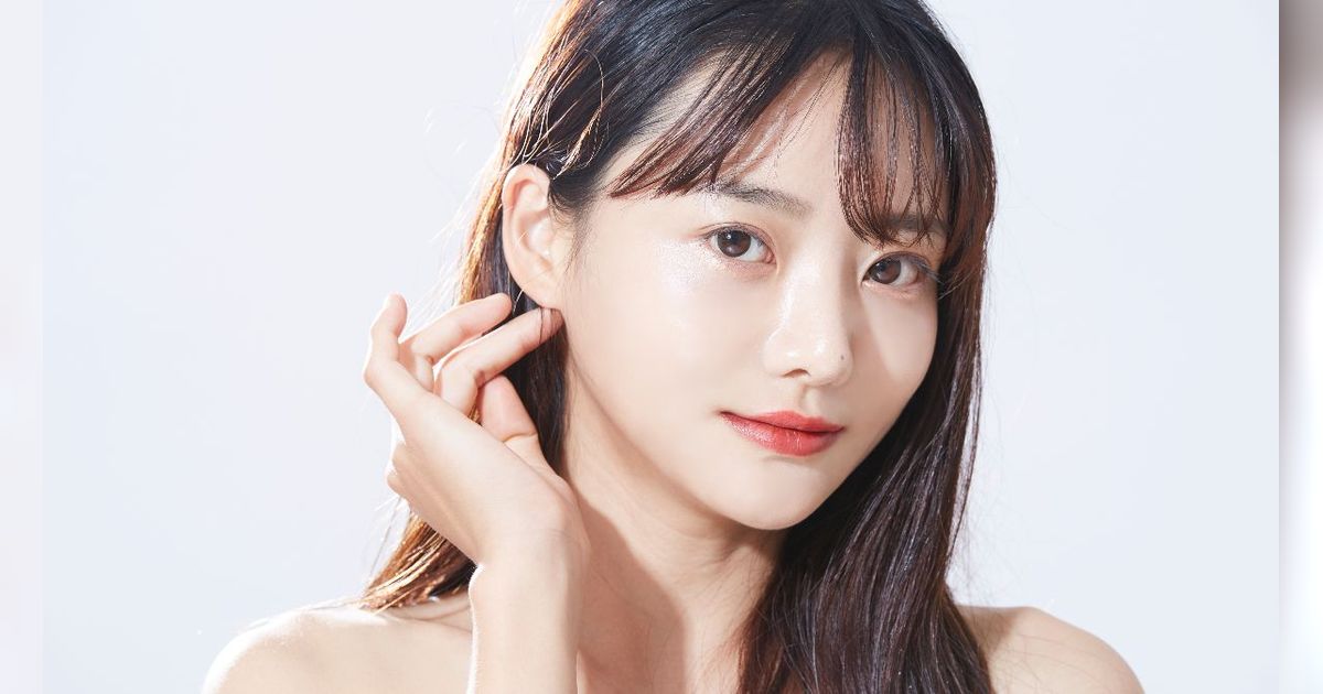 3 Langkah Aplikasi Highlighter yang Bikin Wajah Auto Glowing
