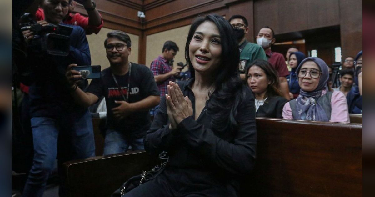 VIDEO: Biduan Cantik Nayunda Nabila Grogi Soal Rp70 Juta di Kasus SYL 